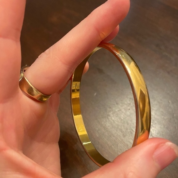 VINTAGE Monet gold plated bangle - Picture 6 of 13